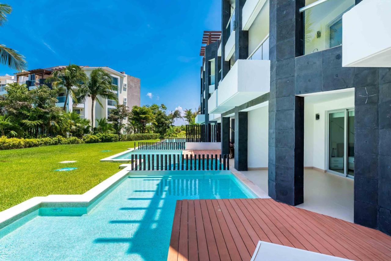 Mareazul Beach Front Condos At Playa Del Carmen Eksteriør billede